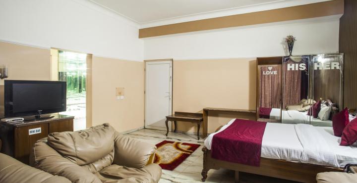 Sarao Hotel Mohali Luaran gambar